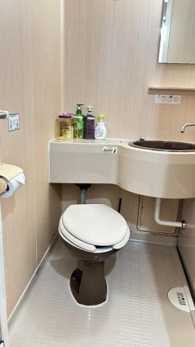 One bedroom apartment 106 Hirai 2, 2 minutes walk from train station, 2 people use