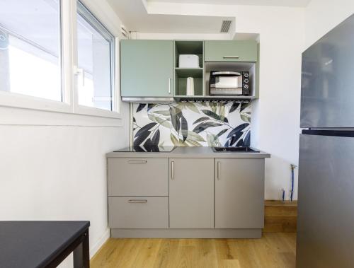 Chambre moderne, stylée et confortable en centre ville