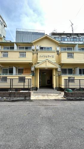 One Room Apartment 207 Hirai 2, 2 minutes walking from train station, 2 people use