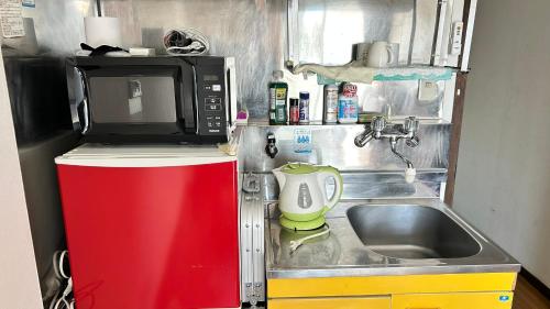 One Room Apartment 207 Hirai 2, 2 minutes walking from train station, 2 people use