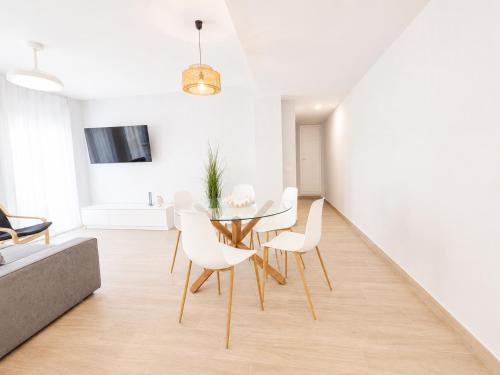 Apartamento la Bodega con piscina