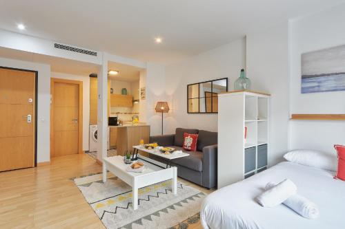 Estudio Boquerón, with parking, and steps from the beach