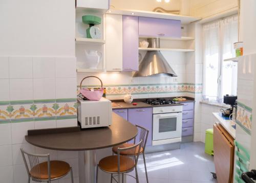 Charming apartment 5 km from the Colosseum in Rome - Balcony