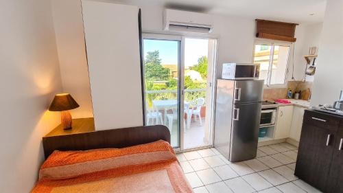 Studio charmant avec balcon à Hyères - 20 m² - Vue sur jardin