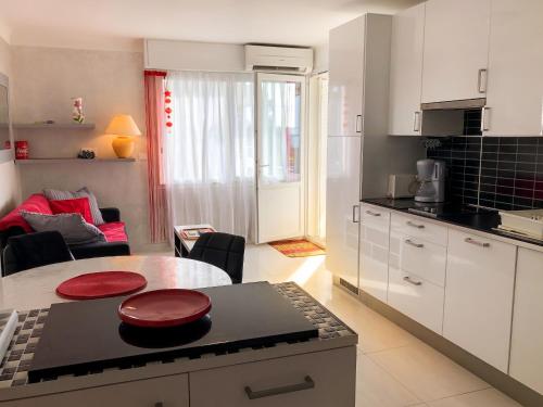 Appartement charmant à Cannes avec vue sur la mer, 33 m²