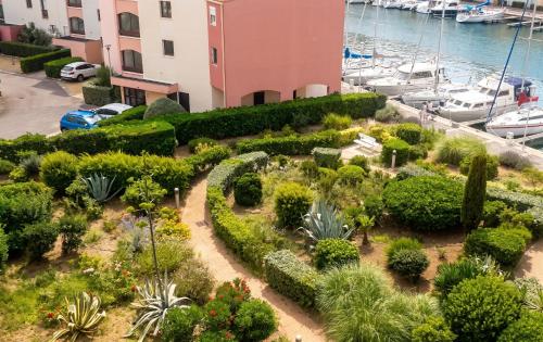 Studio fonctionnel à Agde, 30 m² avec jardin