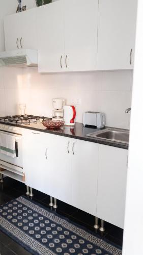 Cosy apartment in Funchal, sea and mountain views, 35 m²