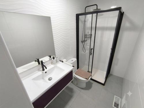 B-B Apartment 10min walk to the beach
