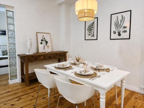 CASA FLORIT - Serranos Towers Apartments - 4 Guests - Old Town