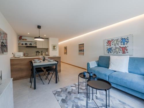 Appartement moderne avec terrasse et jardin privatif à Chamonix - Parking inclus