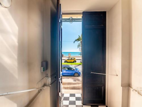 Agréable studio mezzanine proche plages et centre