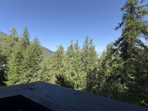 Studio 6 pers avec balcon, proche des pistes et commerces - FR-1-322-567