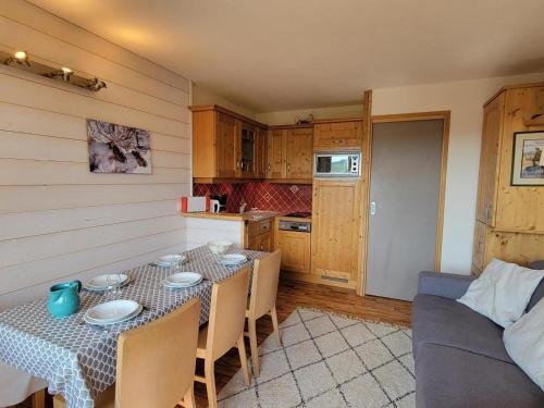 Appartement rénové, proche station, balcon, animaux admis
