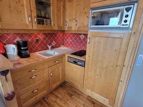 Appartement rénové, proche station, balcon, animaux admis