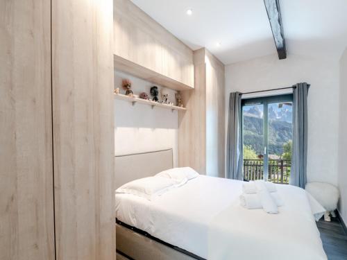 Demi-chalet familial à Chamonix - 8 pers, parking, WiFi