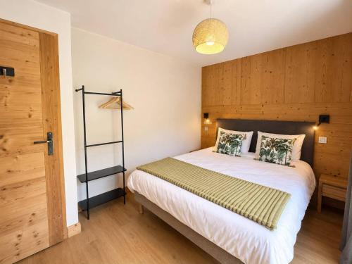 Appartement lumineux, chalet rénové, centre Les Gets, 6 pers, proche pistes, parking