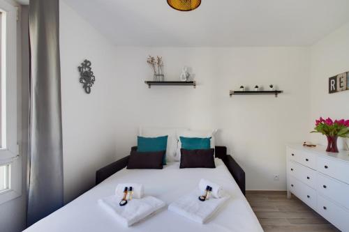 The Cute Sans-Souci Studio