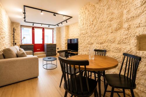 Charming Apartment in Montmartre