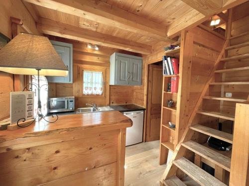 Charmant mazot avec jardin, animaux admis, parking, wifi