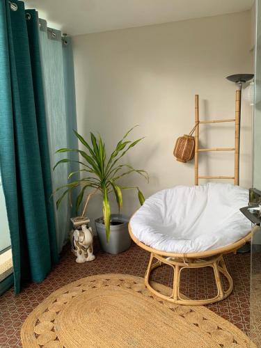 Direct Beach Access 2 Bdr Sleeps 5