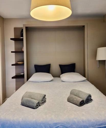 Studio TERRASSE-POINTE CROISETTE-PALM BEACH A0B214