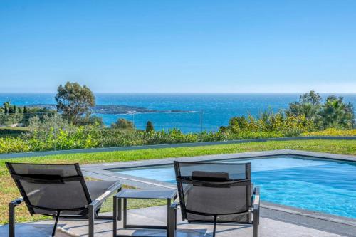 REF 2017 - Cannes - Sea view villa for rent