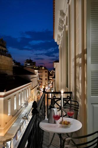 Lovely Athens Apartment 1 Bedroom Apartment Makarov Balcony Views