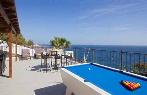 Stunning Seaview Villa Casa Tosco 5 Bedroom Villa Pool Table