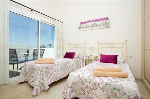 Stunning Seaview Villa Casa Tosco 5 Bedroom Villa Pool Table