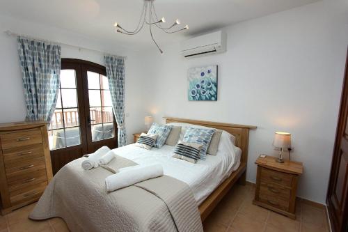 Elegant Villa Oceano Once - Beautiful 5 Bedrooms Private Pool