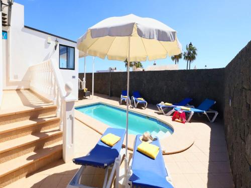 Cosy Lanzarote Villa 3 Bedrooms Heated Pool Villa Honey
