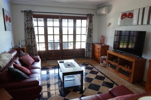Endearing Lanzarote Villa Villa Dorada 3 Bedrooms Private Pool