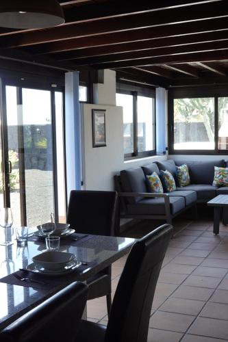 Endearing Lanzarote Villa Villa Dorada 3 Bedrooms Private Pool