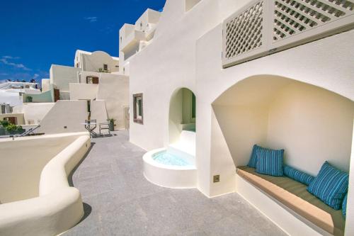 Elegant Santorini Villas Villas Aloia Private Hot Tub Air Conditioning