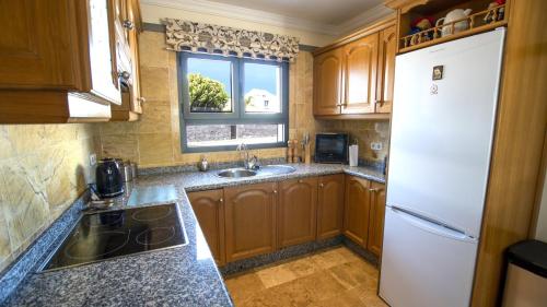 Marvelous Playa Blanca Villa 2 Bedrooms Villa Kagura Spacious