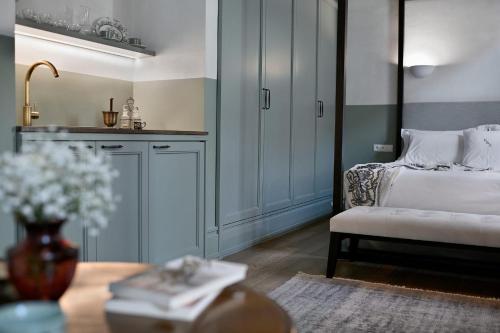 Amazing Athens Apartment 1 Bedroom Apartment Elfman Athinaidos
