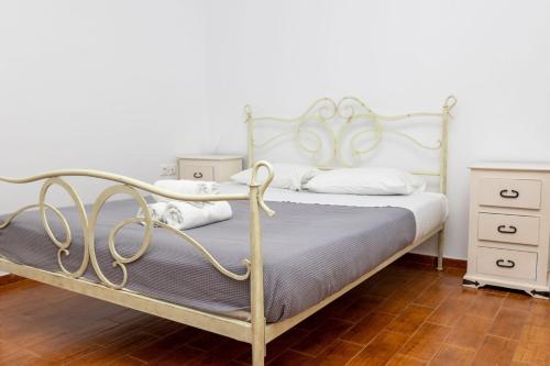 Marvelous Naxos Apartment Two Bedroom Apartment City Center 200M From