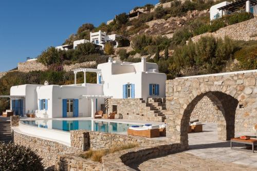 Excellent Mykonos Villa Villa Psarrou Delta 5 Bedrooms Stunning Sea Views