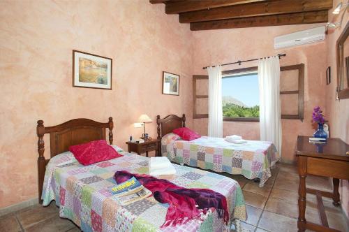 Beautiful Pollensa Villa 4 Bedrooms Villa Bennassar Mountainside Views