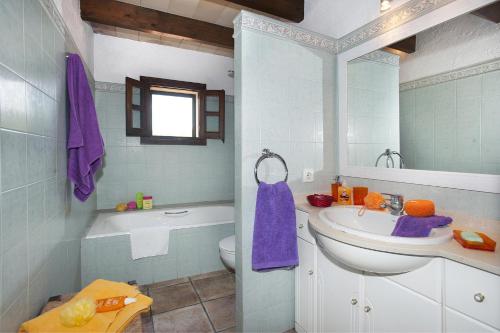 Beautiful Pollensa Villa 4 Bedrooms Villa Bennassar Mountainside Views