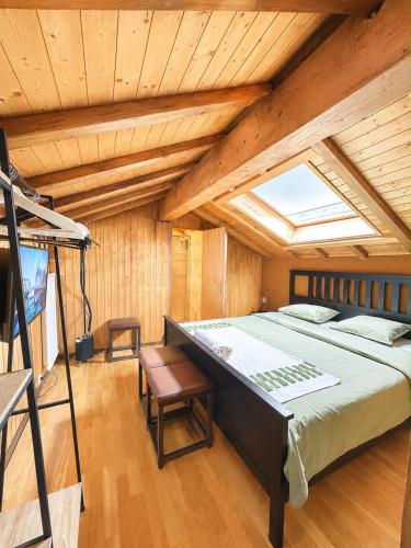 Duplex loft, south-facing terrace, parking