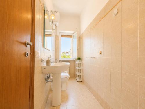 San Pietro Family Big Apartment - 5 min Vatican Train Station
