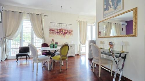 Antica Cassia Charme by Rentbeat