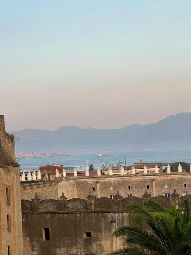 Bilocale SantaChiara apartments- Luxury & View