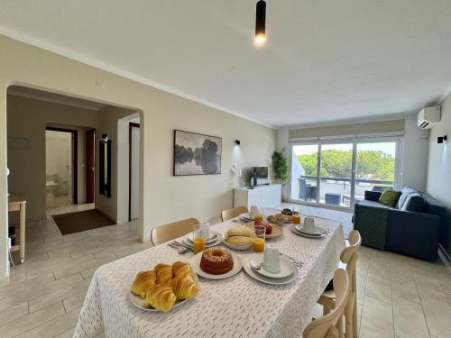 Vilamoura Charming 3 With Pool by Homing