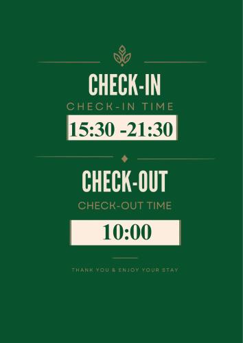 a green and white check in time poster with text at B&B Il Castellaccio - Albavilla in Albavilla