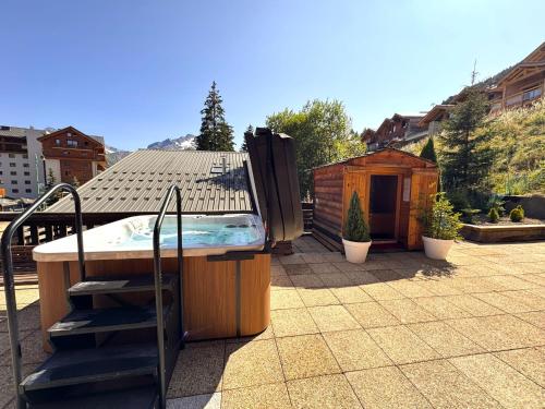Logis Hôtel Le Cairn
