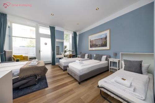 time4staying 2 SZ mit Terrasse nahe Kudamm, ICC & Zoo photo 11