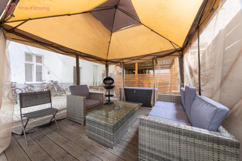 time4staying 2 SZ mit Terrasse nahe Kudamm, ICC & Zoo photo 9
