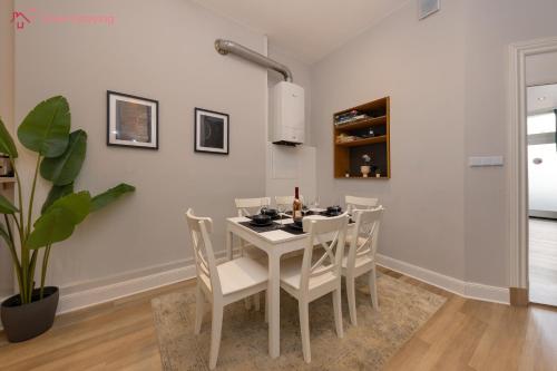 time4staying 2 SZ mit Terrasse nahe Kudamm, ICC & Zoo photo 47